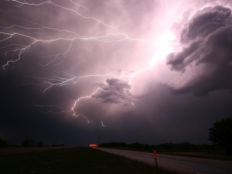 lightning, thunder, lightning storm, night sky, storm, energy, power, nature, electricity, strike, light, thunderstorm, danger, bolt, sky, flash, weather, electric, lightning bolt, powerful, cloud, thunderbolt, dark, bright, electrical, rain, shock, night, charge, flare, storm clouds, dramatic, climate